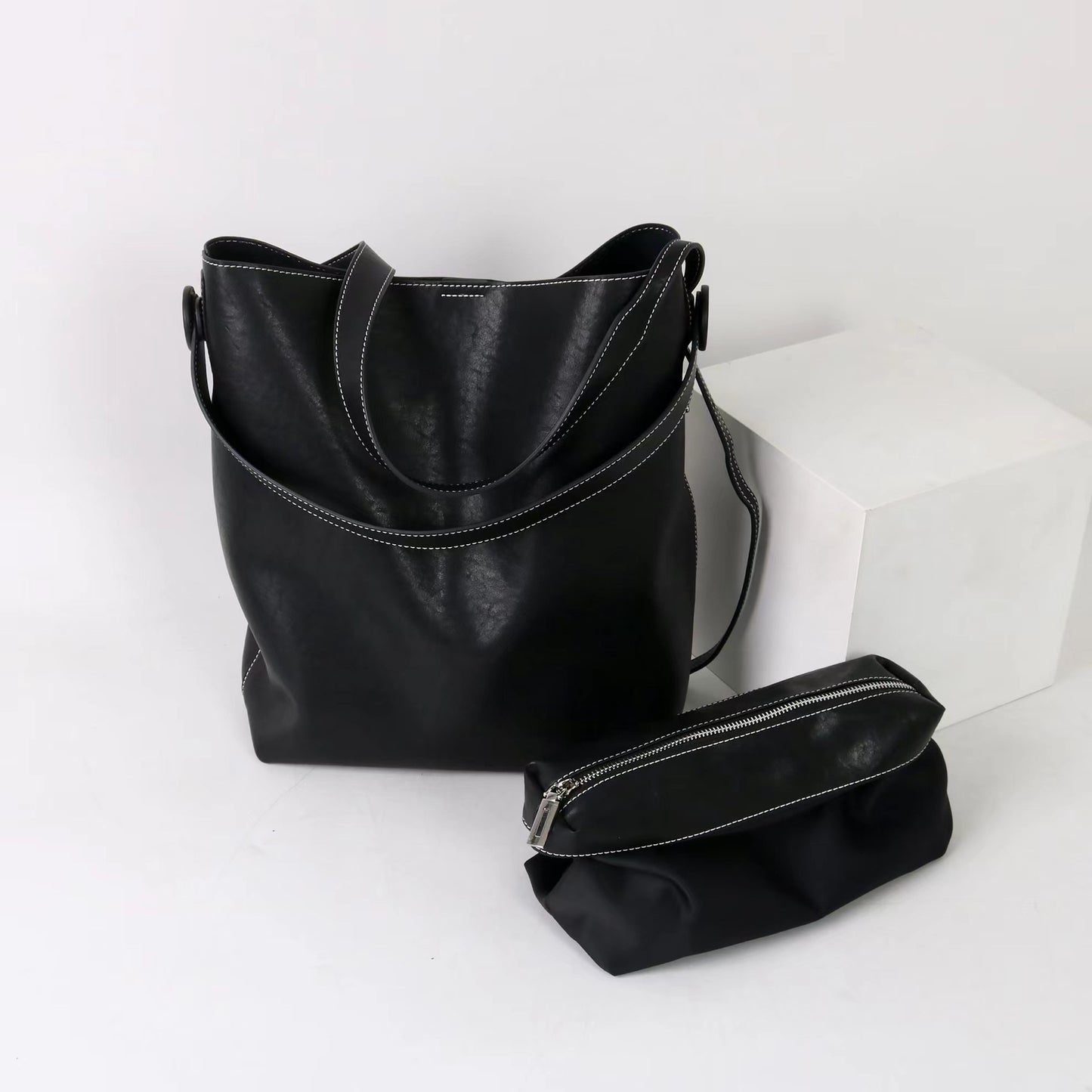 Cowhide Vegetable Basket Niche Large Capacity Handbags