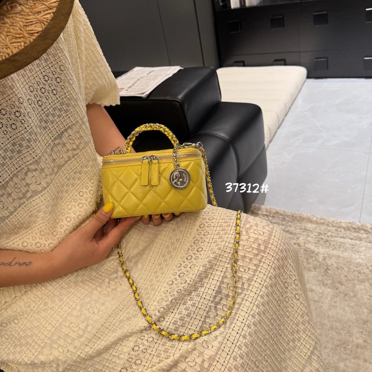 Women's Box Chain Summer Fashion Portable Crossbody Bags