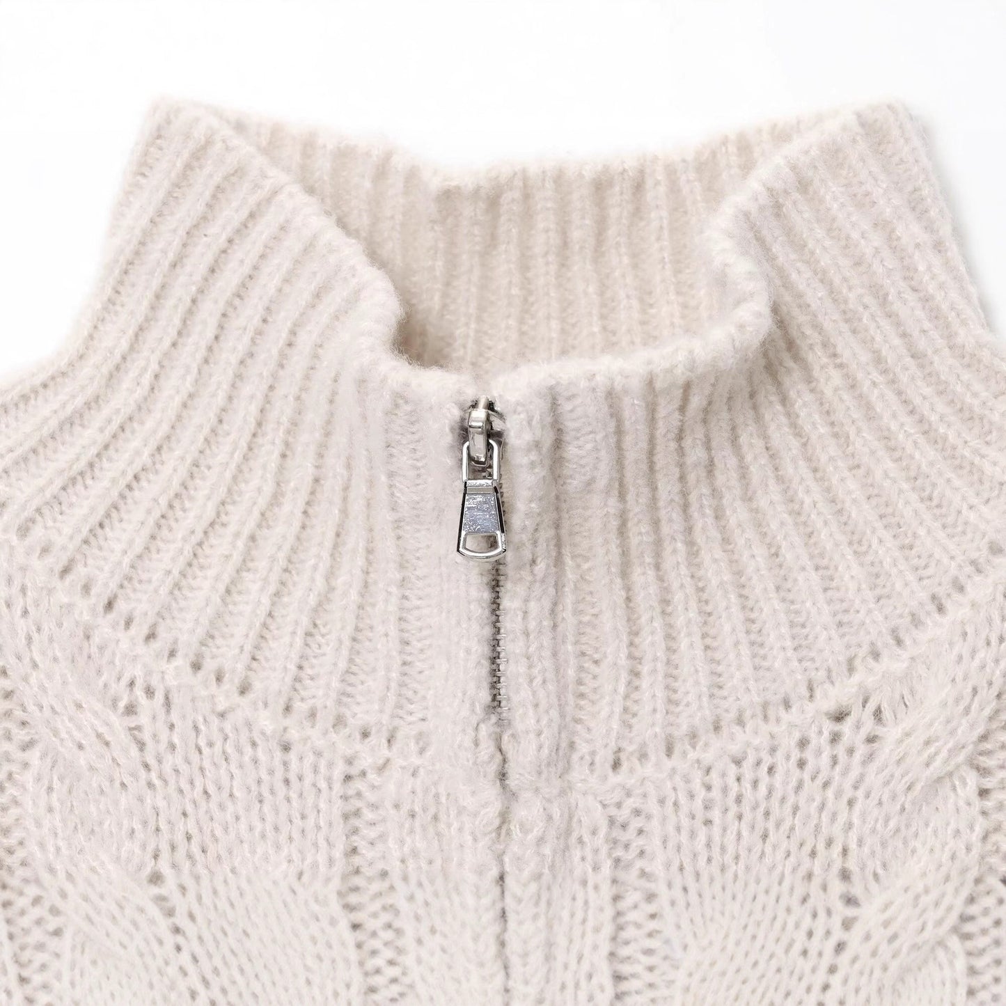Women's Stand Collar Long Sleeve Twist Knitted Knitwear