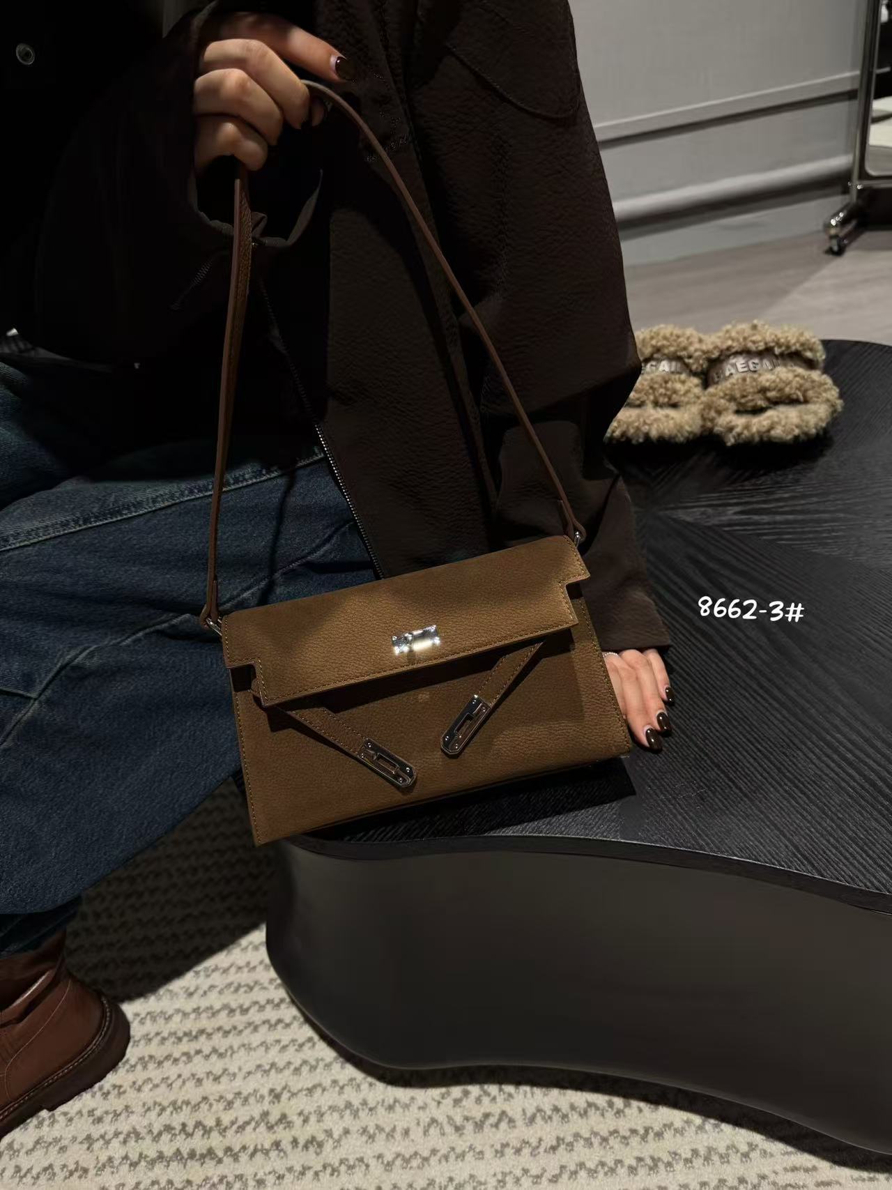 Women's Retro Frosted Leather Underarm Kelly Bags