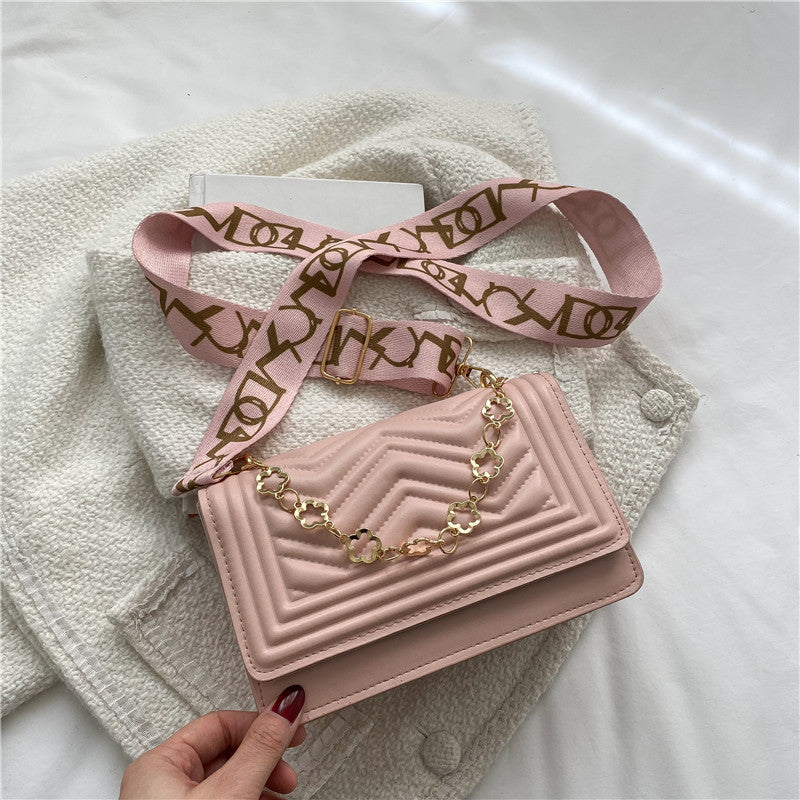 Women's Fashion Korean Style Diamond Quilted Chain Bags
