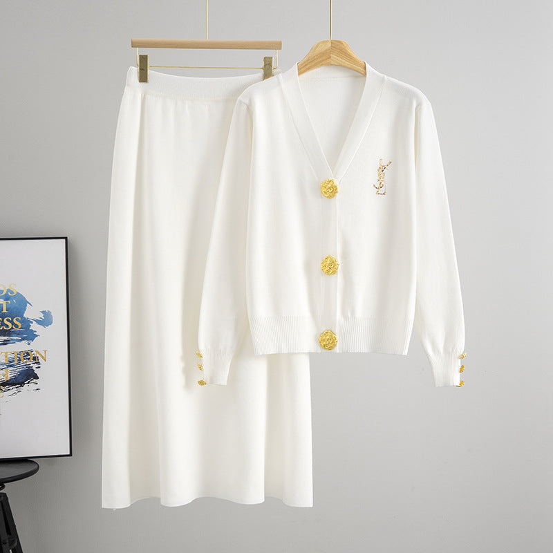 Women's Fashionable Elegant Large Metal Buckle Knitting Suits