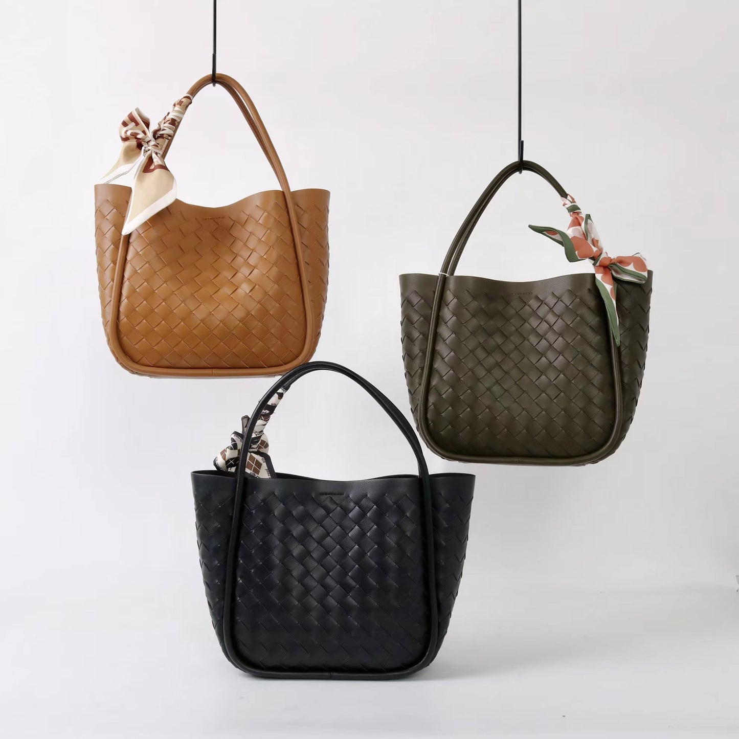 Women's Interest Light Luxury Hand-woven Portable Fashion Bags