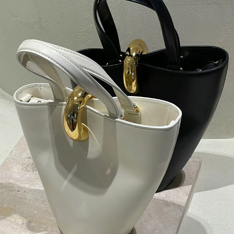 Women's Temperament Commute Simple Latch Portable Handbags