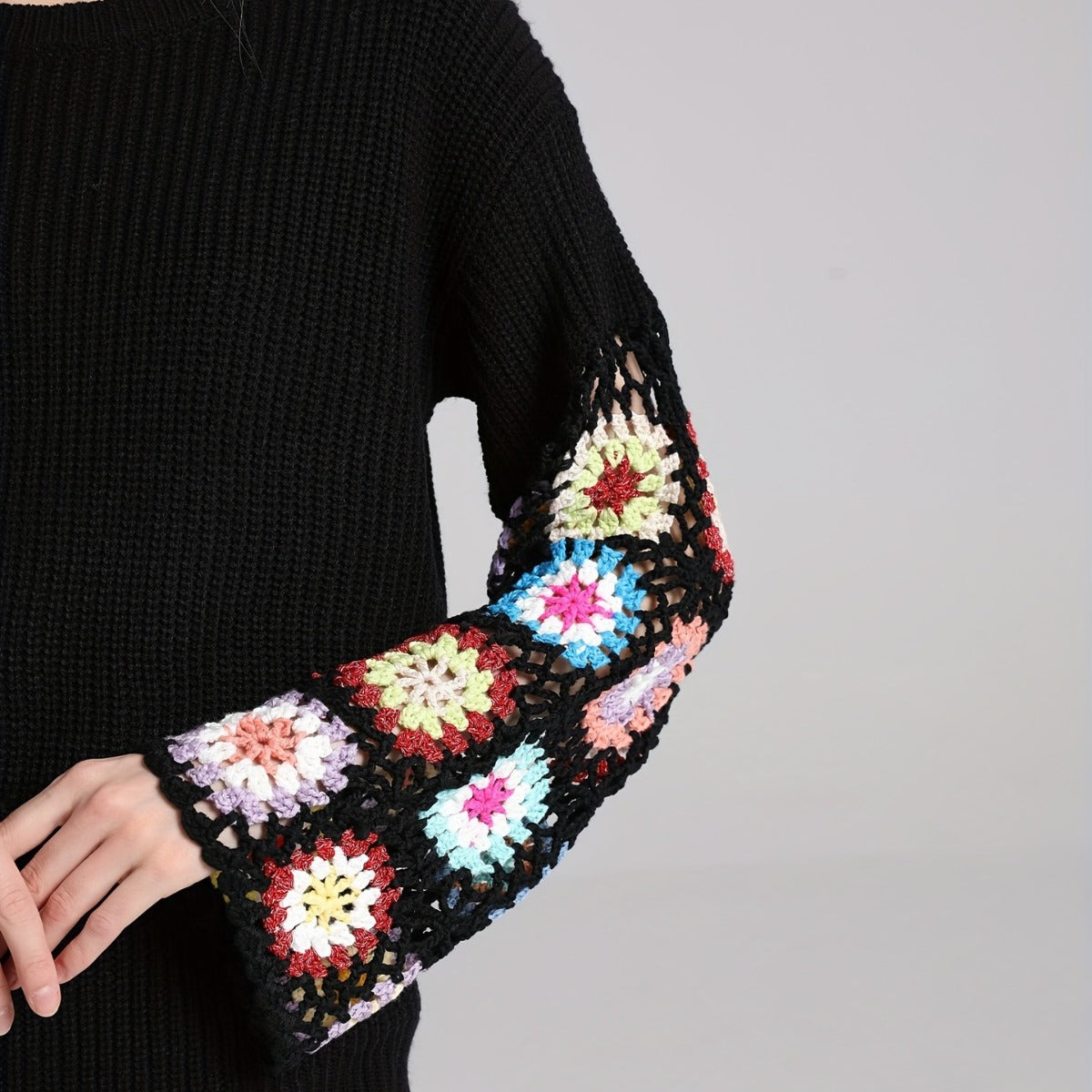 Women's Hollow Mixed Color Crocheted Round Neck Sweaters