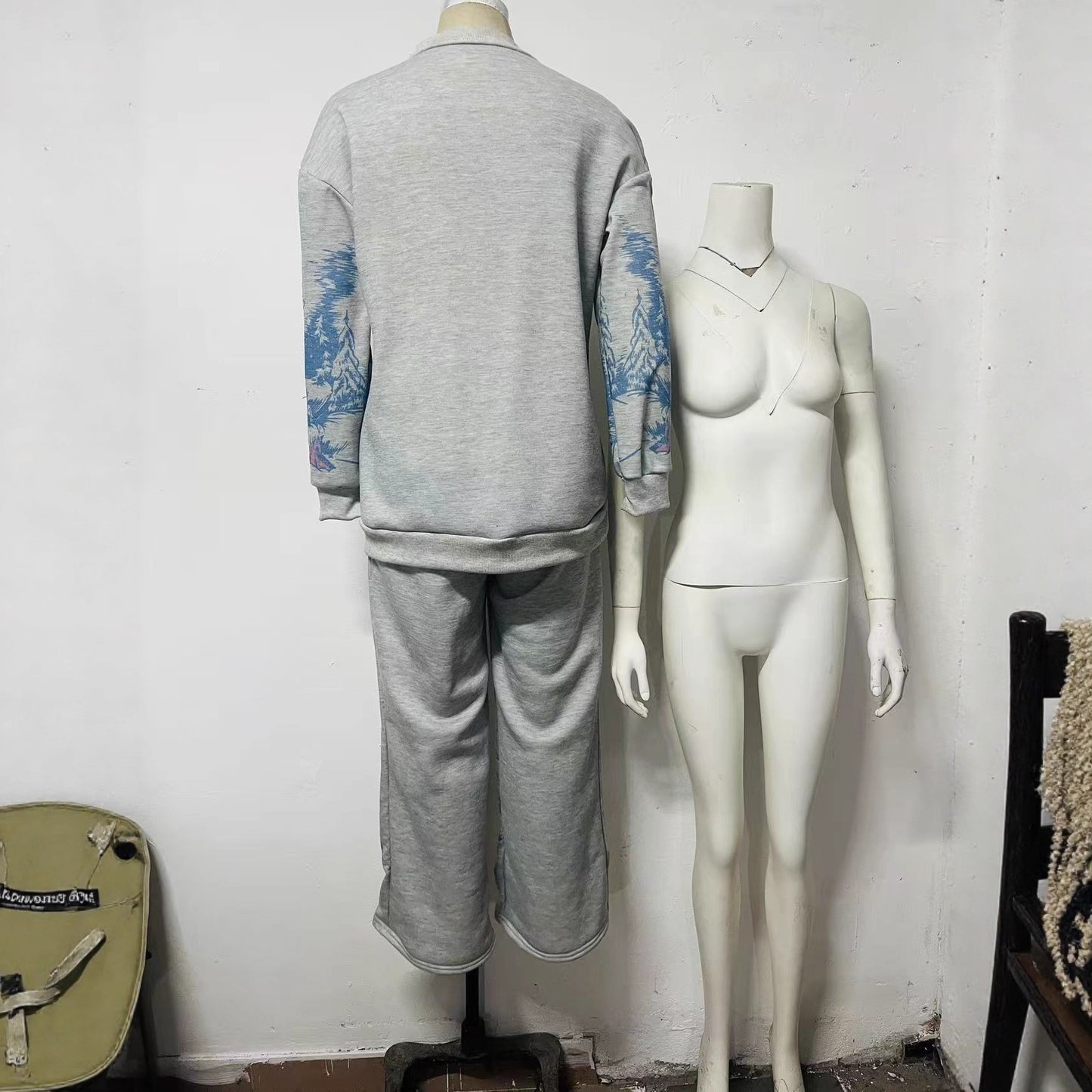 Classy Pretty Charming Soft Comfortable Printing Suits