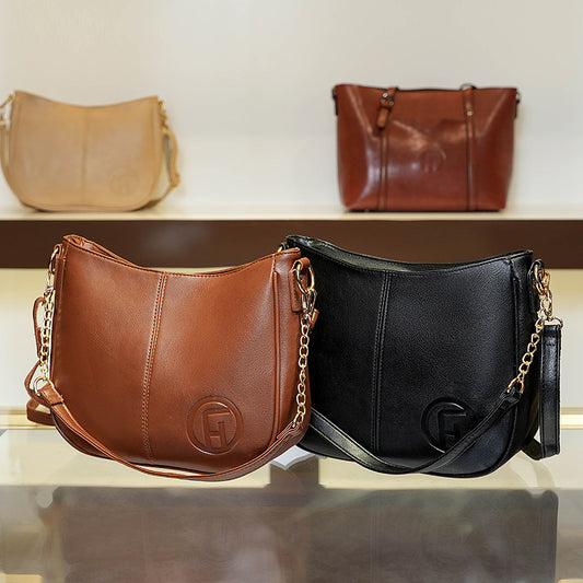 Women's Retro Autumn Lady Temperament Underarm Handbags