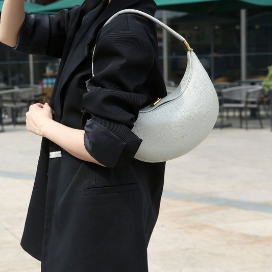 Medium Monthly Curved Designer Exquisite Hand Handbags