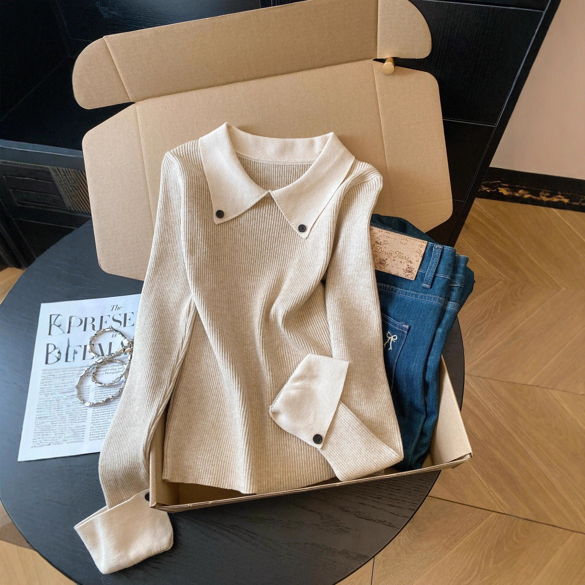 Women's Elegant Lapel Slim Bottoming Shirt Unique Knitwear