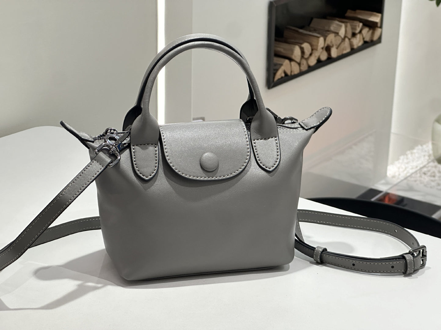 Women's Leather High-grade Commuter Large Capacity Bags