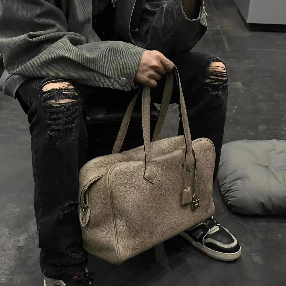 Beautiful Glamorous Leather Portable Underarm Boston Shoulder Bags