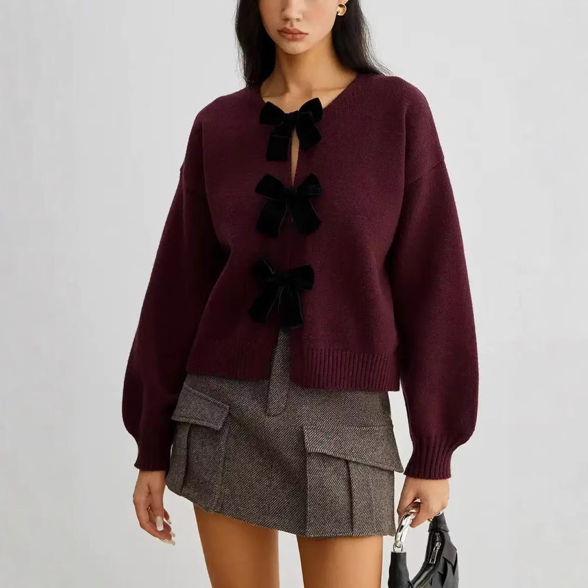 Women's Bow Decoration Pullover Loose-fitting Long Sleeves Sweaters