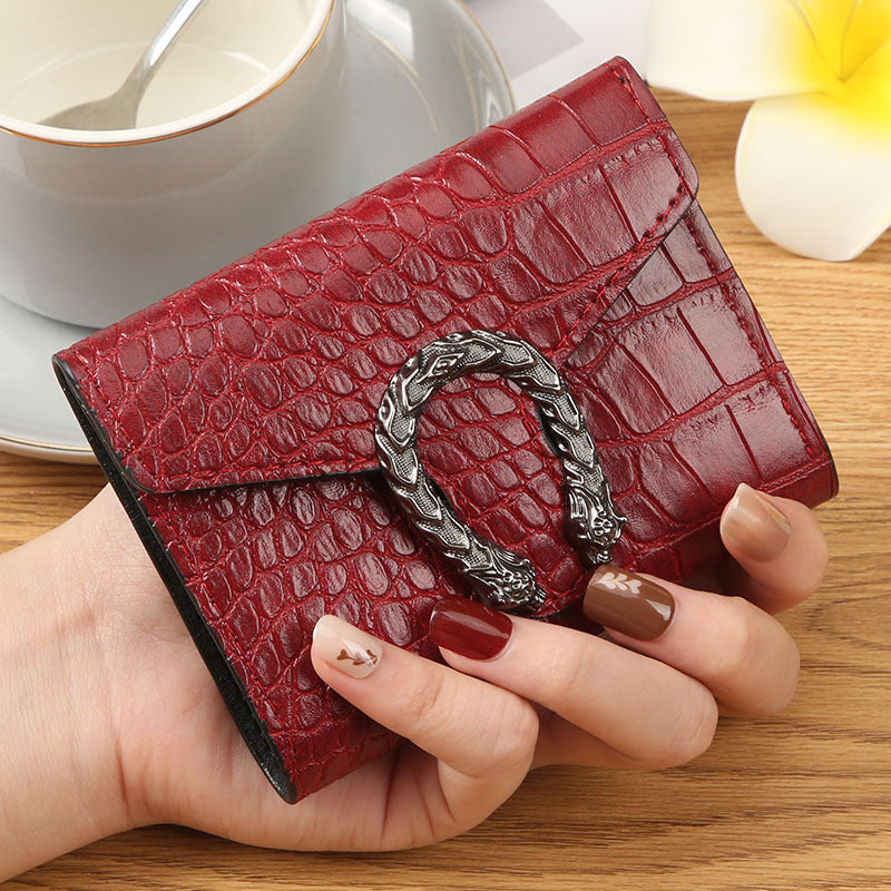 Women's Faucet Crocodile Pattern Fashion Simple Multifunctional Ladies Wallets