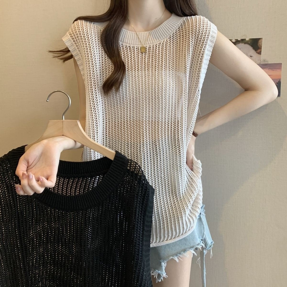 Outer Match Round Neck Sleeveless Waistcoat Sweaters