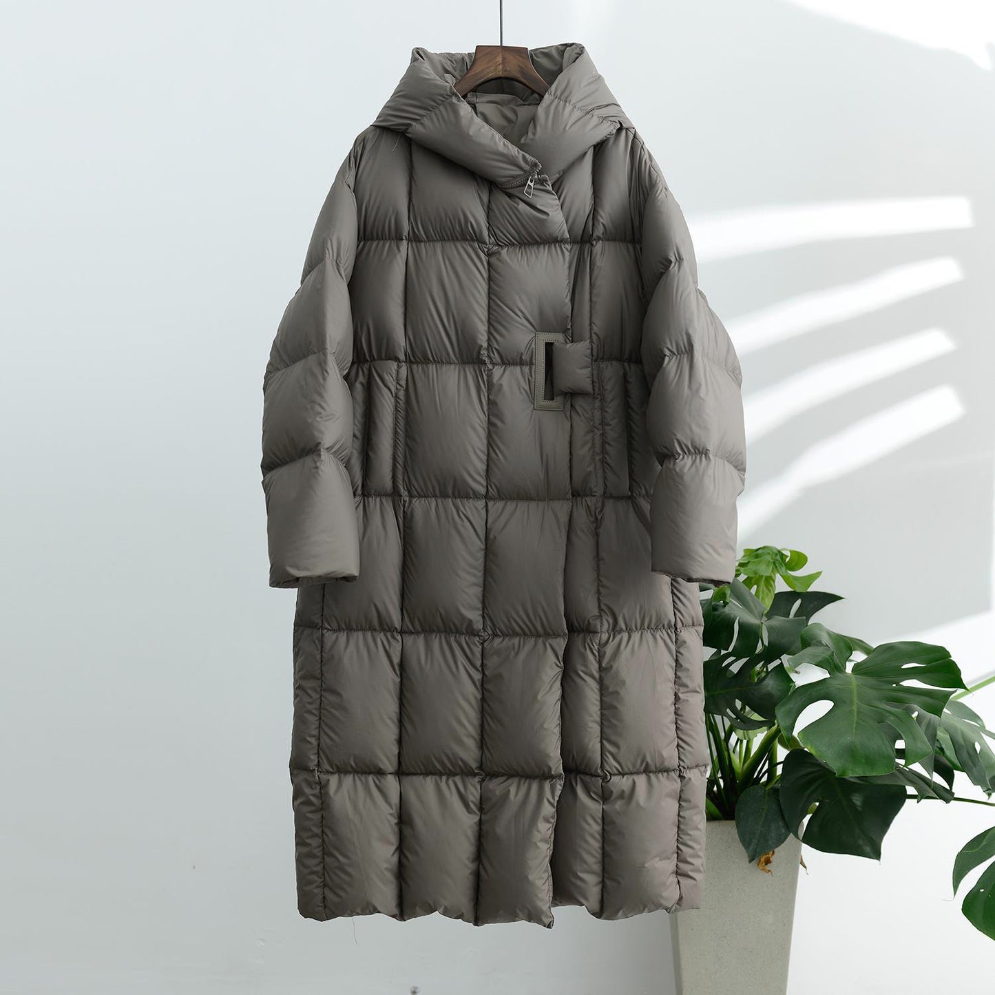 Women's Duck Down Long Hooded Thickened Warm Jackets