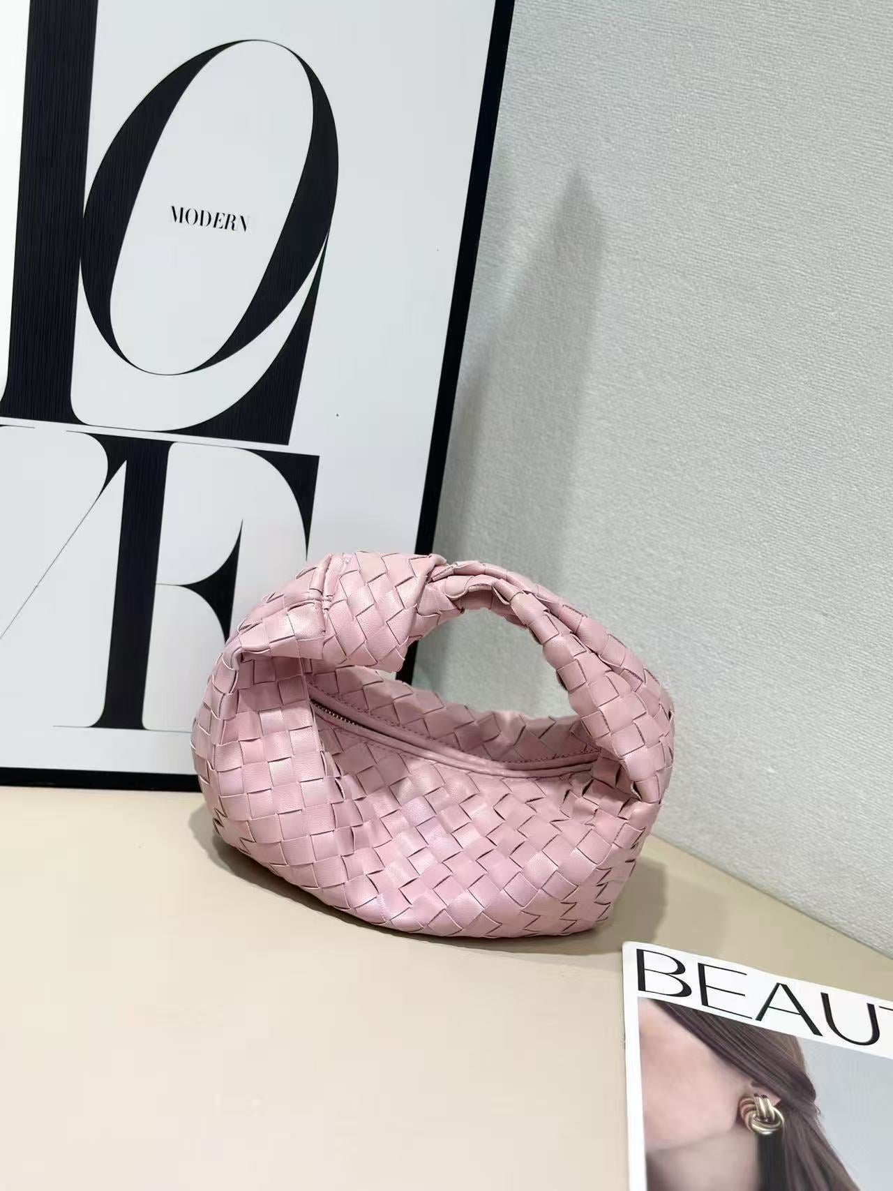 Creative Women's Hand-woven Dumplings Underarm Cowhide Handbags