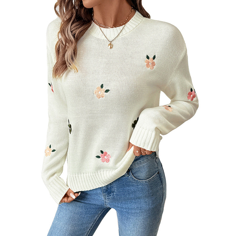 Women's Sweet Round Neck Pullover Embroidered Sweaters