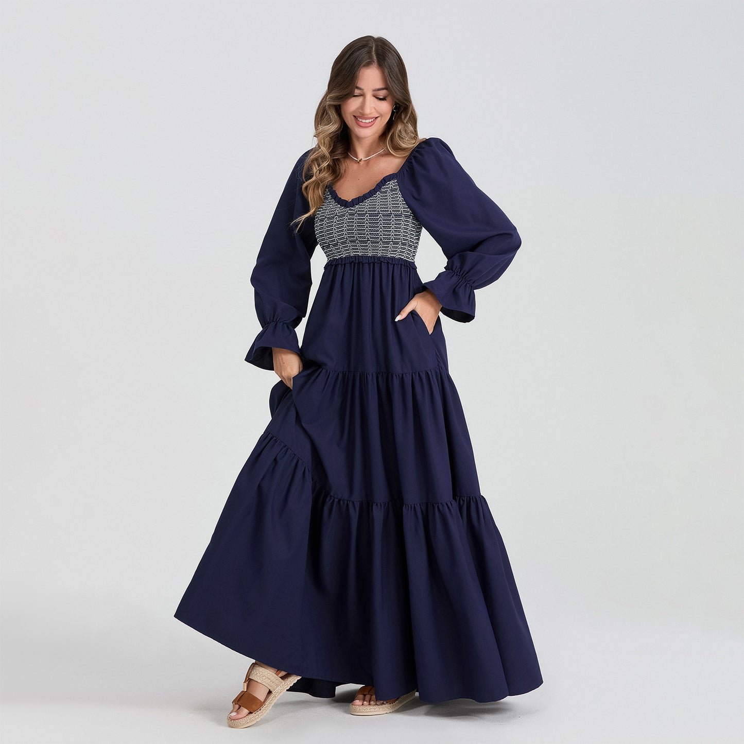 Women's Popular Long Sleeve Pleating Layered Wooden Dresses