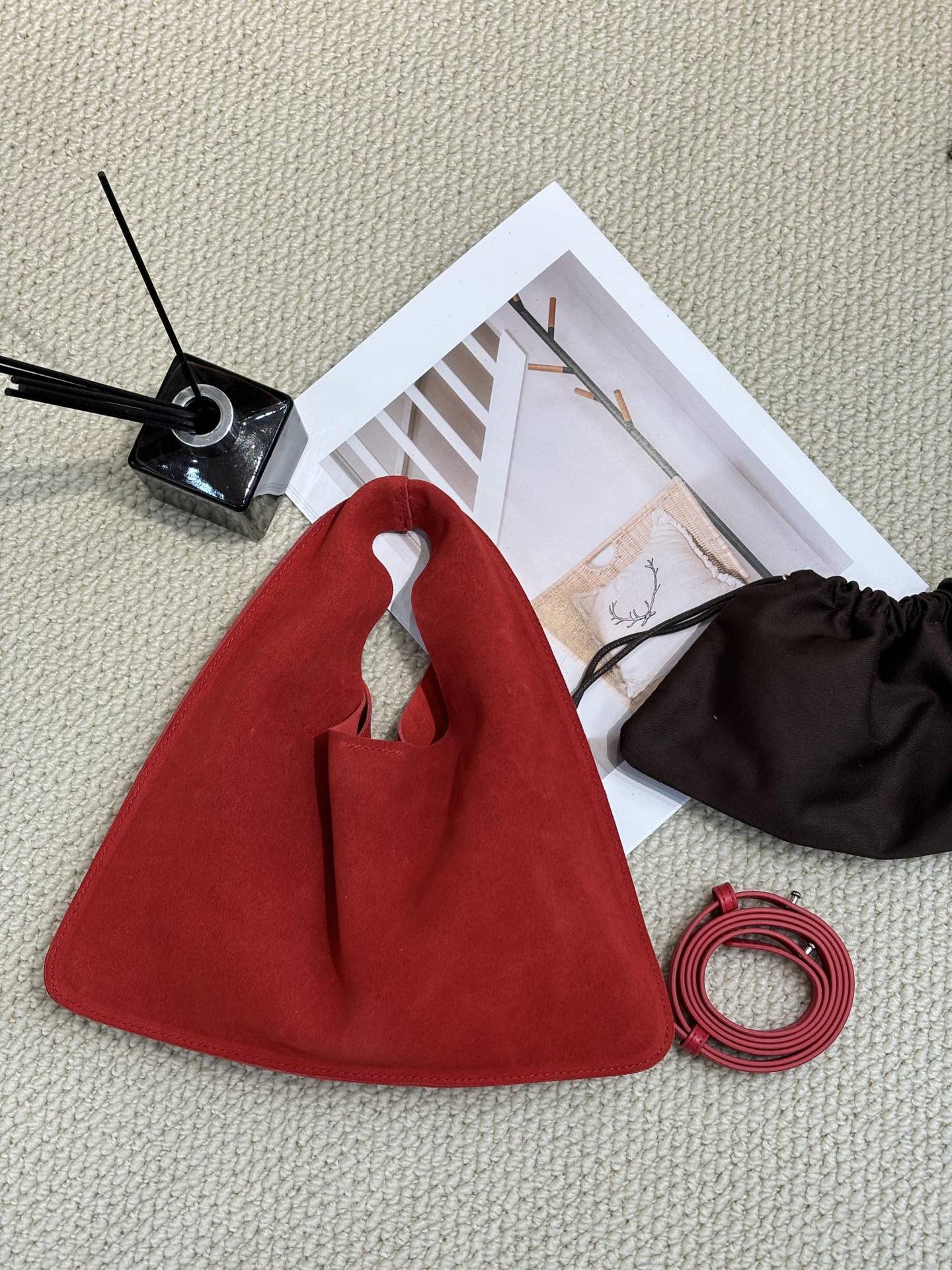 Women's Cowhide Triangle Genuine Leather Large Capacity Bags