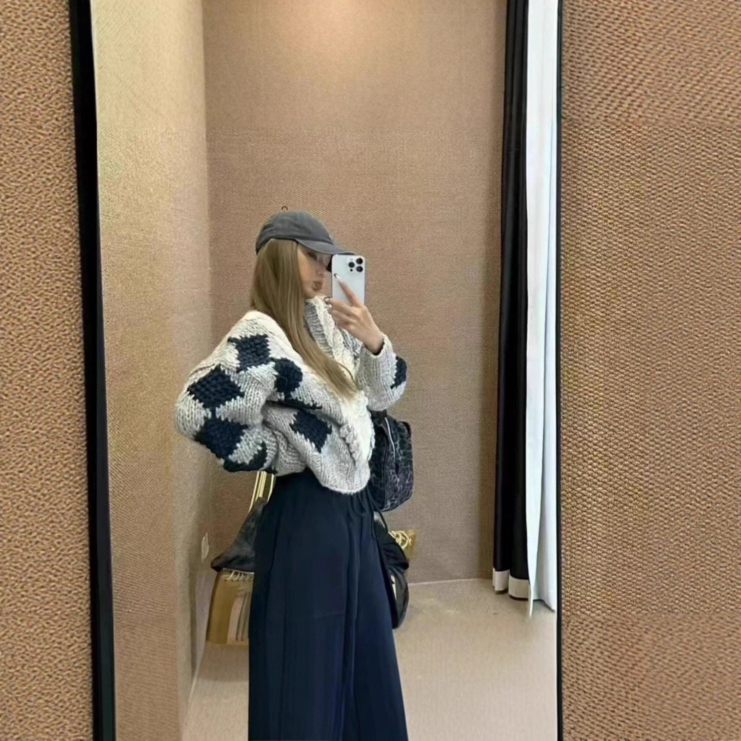 Women's Handmade Thick Needle Contrast Color Knitwear