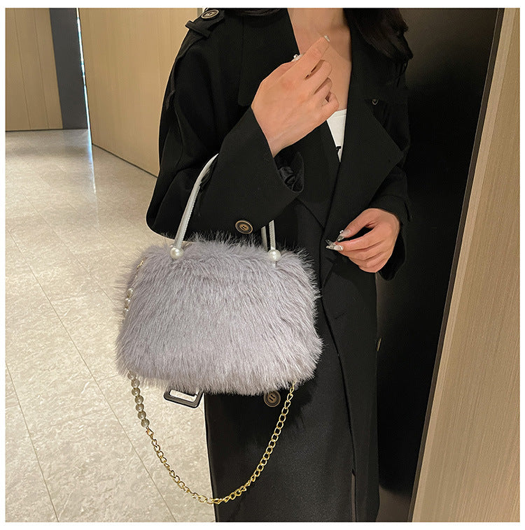 Women's Furry Fashion Pearl Plush Texture Crossbody Bags