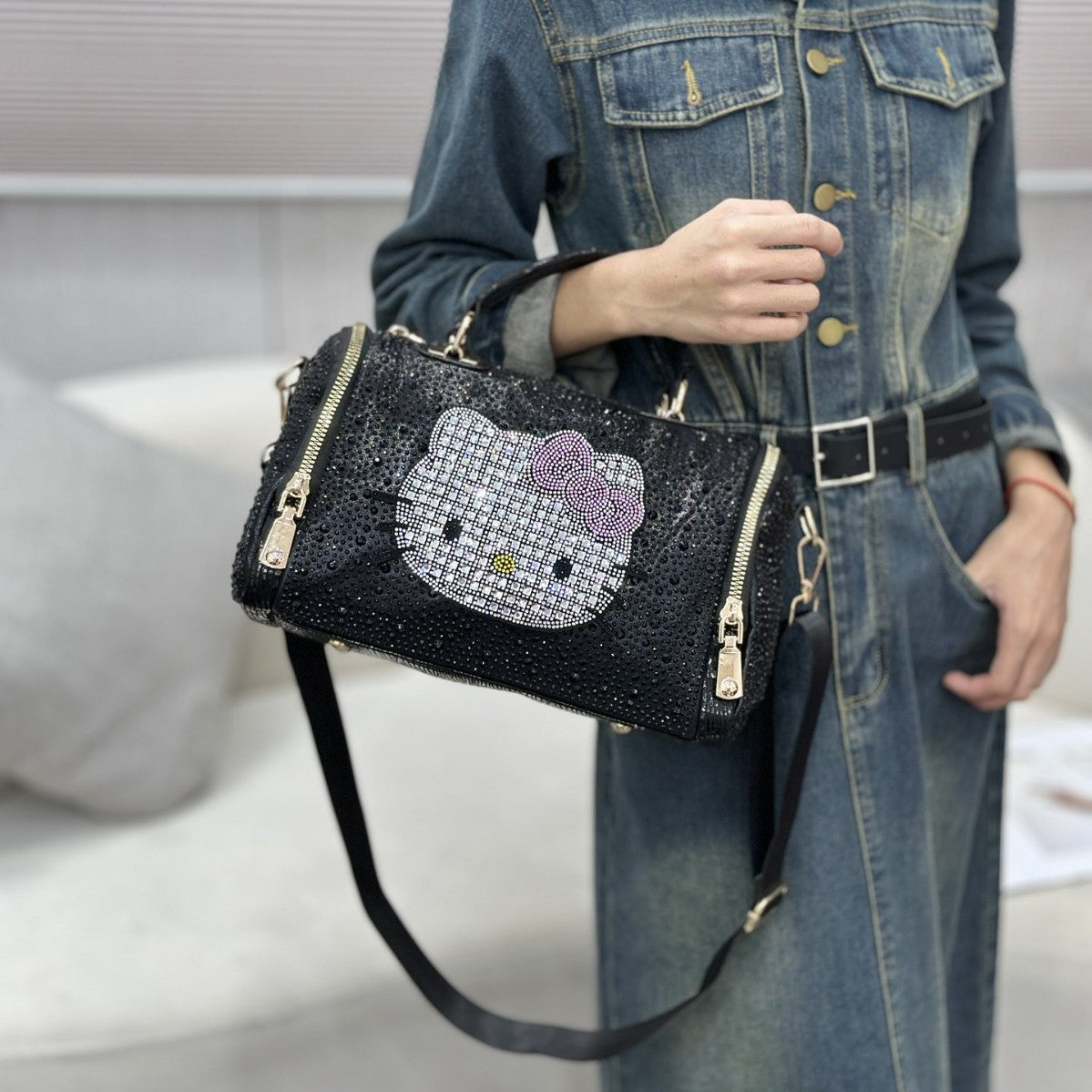 Women's Versatile Fashion Commuter Cute Western Style Handbags