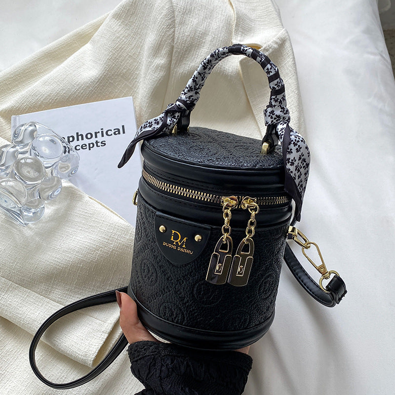 Women's New Cool High-grade Niche Cylinder Bags