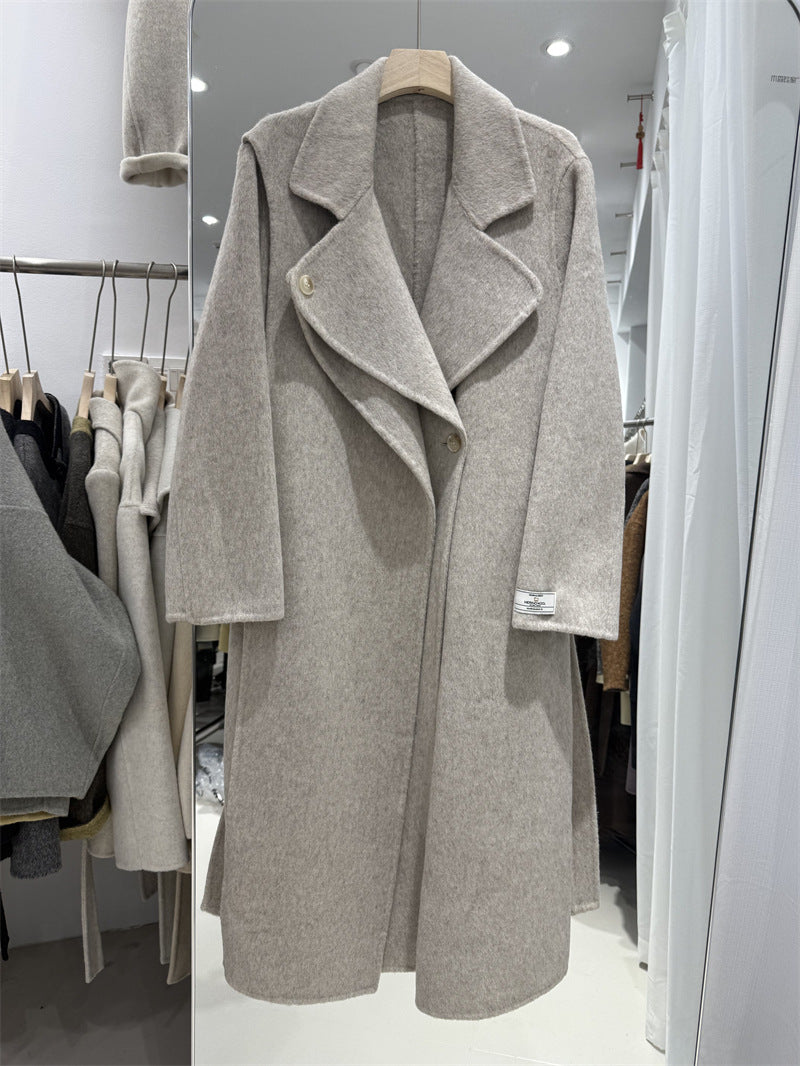 Women's Design Sense Hepburn Style Scarf Collar Coats