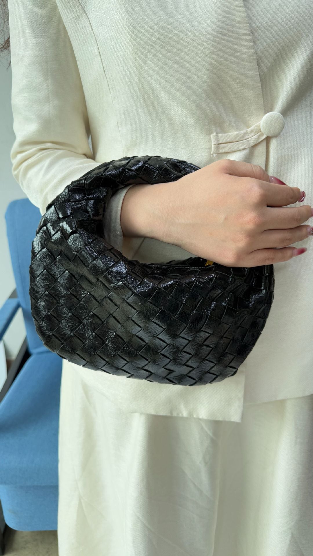 Elegant Dumpling Pleated Knotted Hand-woven Croissant Bags