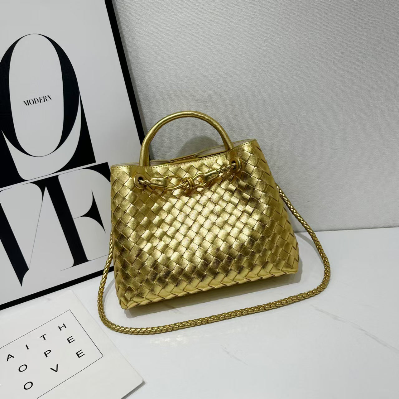 Women's Weaving Fashion High Sense Commuter Large Evening Bags