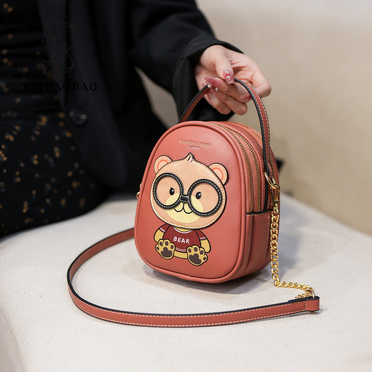 Women's Source Practical Strap Earphone Hole Chain Crossbody Bags