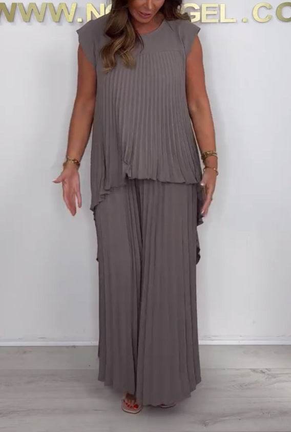 Round Neck Solid Color Raglan Sleeve Pleated Suits