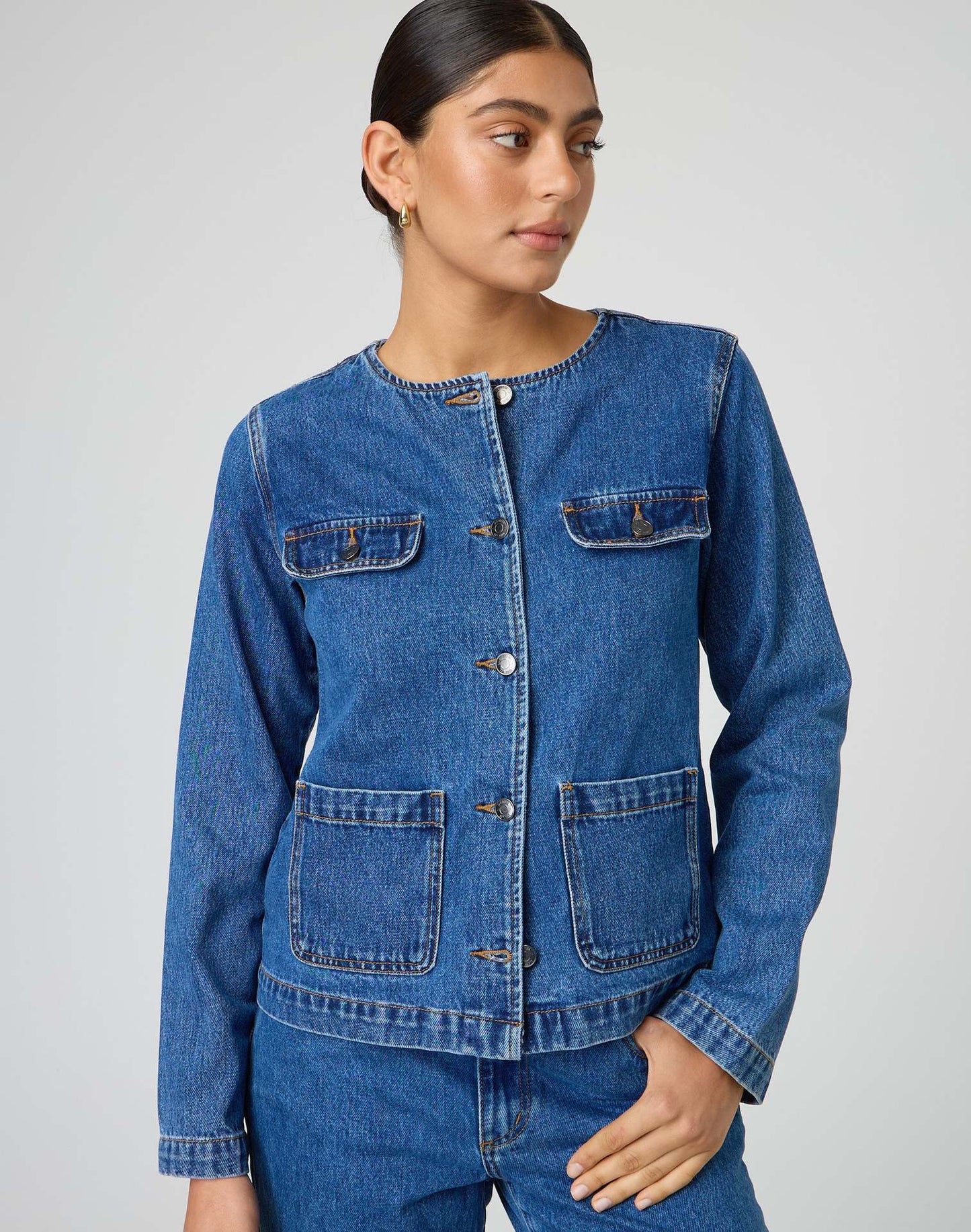 Women's Glamorous Fashion Round Blue Denim Jackets