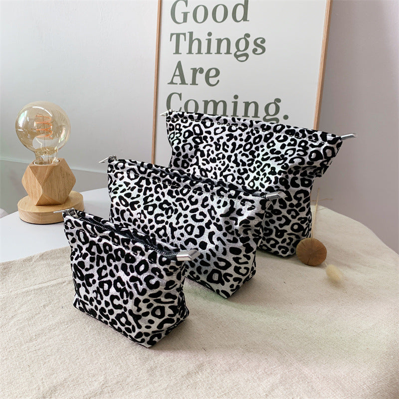 Women's Large Capacity Good-looking Makeup Portable Storage Handbags