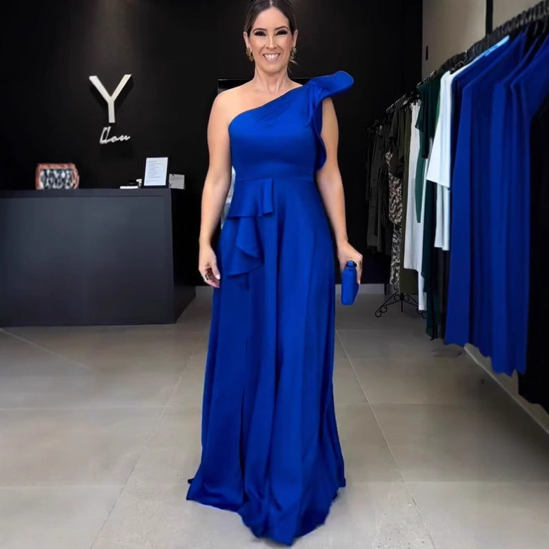 Elegant Slant Shoulder Lace Slimming Dress Dresses