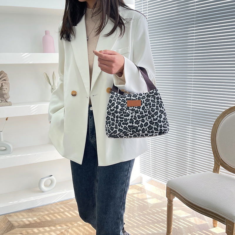 Women's Trend Large Capacity Lunch Box Spring Handbags