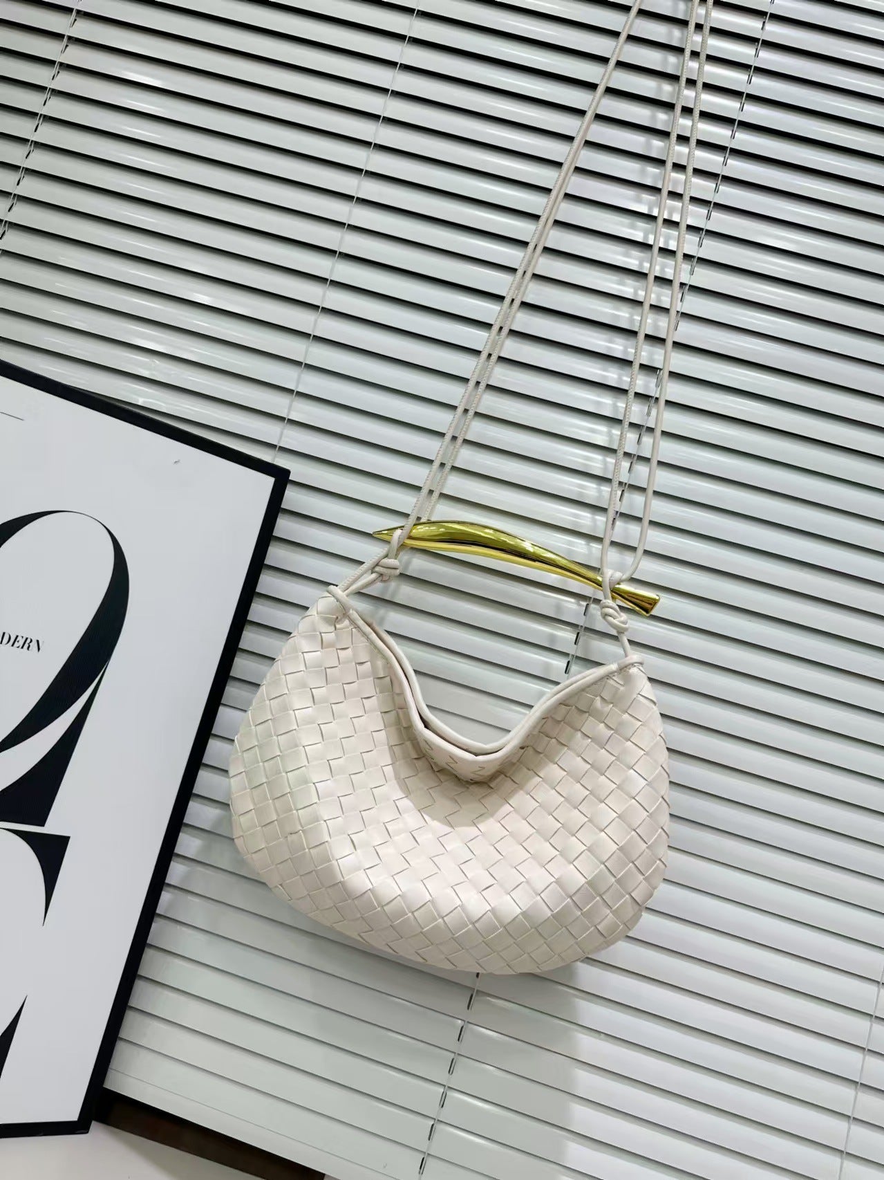 Women's Genuine Leather High-grade Design Hand Metal Evening Bags