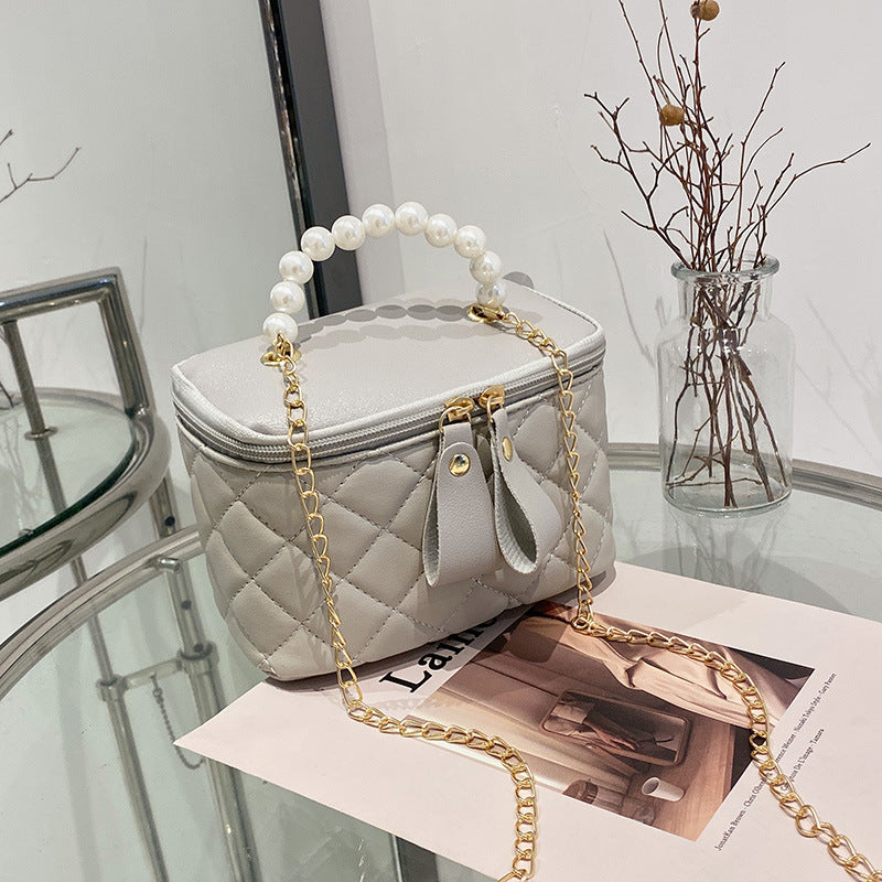 Women's Slouchy Elegant Embroidered Pearl Mini Evening Bags