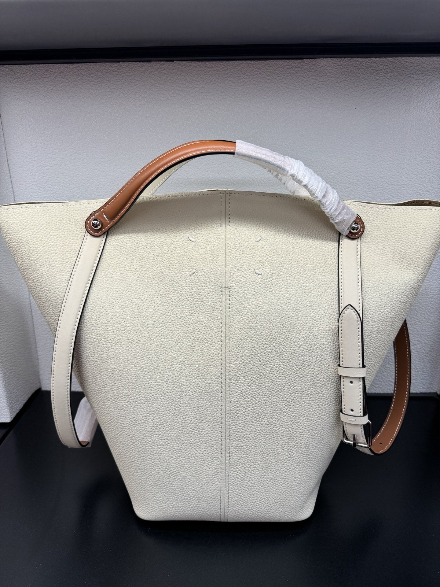 Popular Fashionable Cowhide Simple Design Portable Armpit Bags