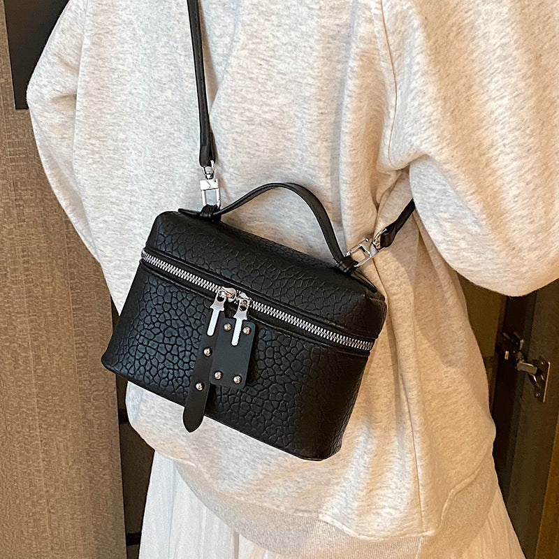 Women's Popular Summer Texture Korean Style Portable Crossbody Bags