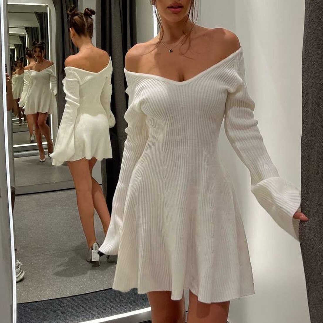 Women's Color Simple Style Low Collar Long Sleeves Words Knitted Dresses