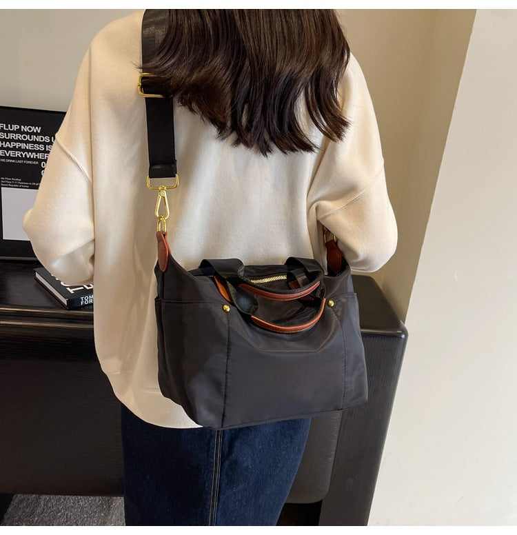 Women's Nylon Cloth Lightweight Waterproof Pillow Autumn Bags