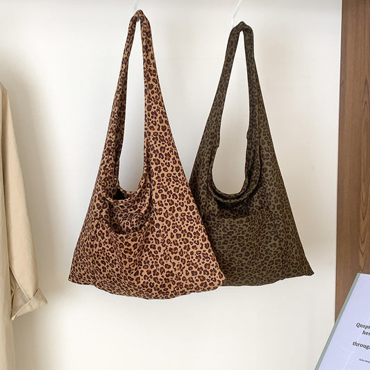 Women's High-grade Personality Trendy Large Capacity Commuter Shoulder Bags