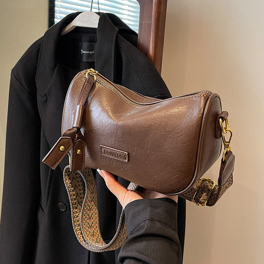 Women's High Sense Retro Popular Wide Strap Shoulder Bags
