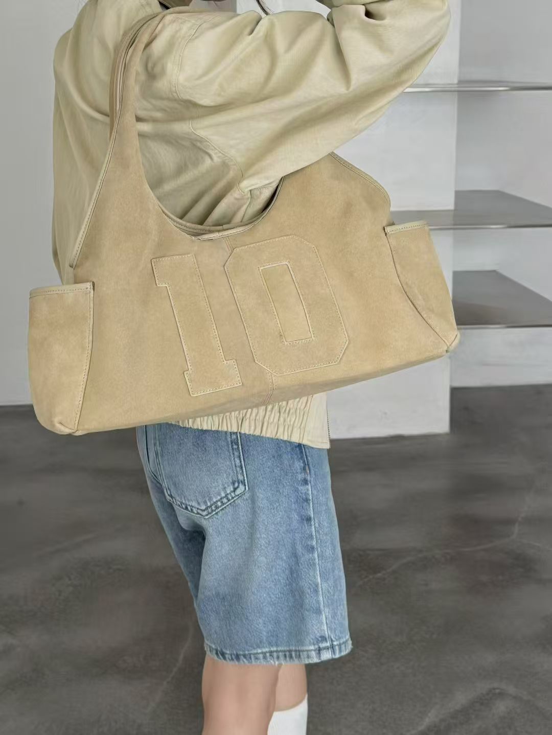 Women's Fashion Portable Large Capacity Layer Tops Shoulder Bags