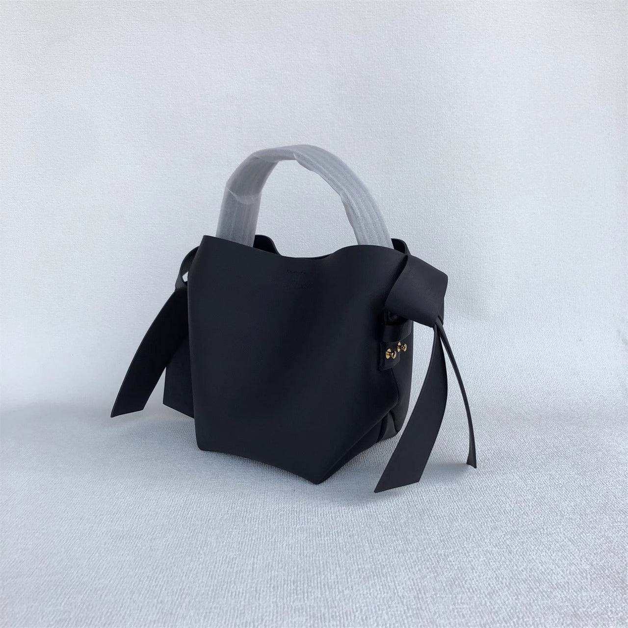 Fashion Women's Niche Cowhide Minimalist Bowknot Small Square Bags