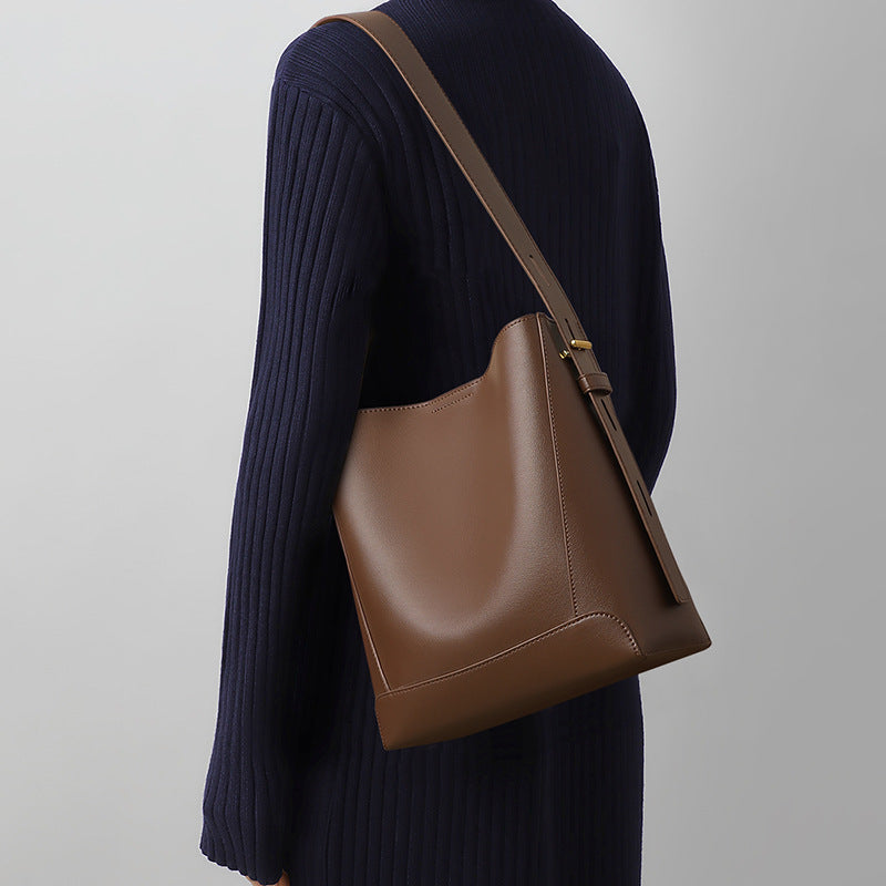 Stylish Women's Large Capacity Genuine Leather Crossbody Bags