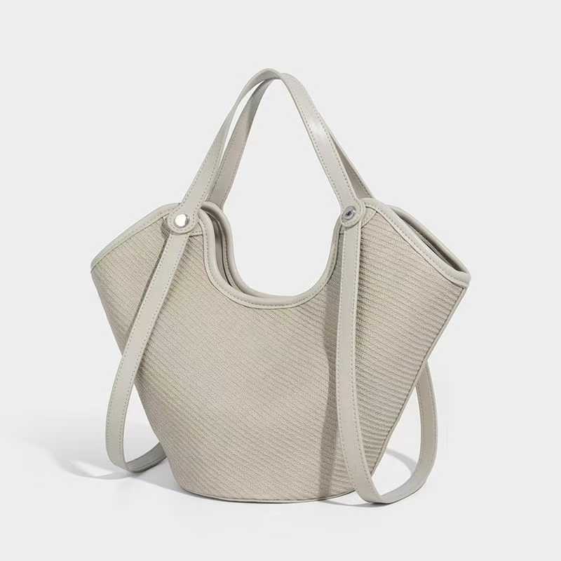 Beautiful Glamorous Women's Niche Large Capacity Tote Bags