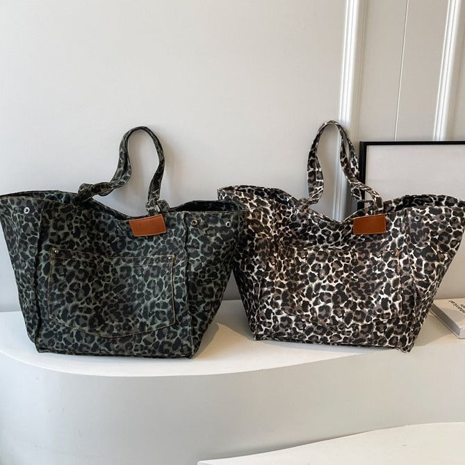 Women's Large Capacity Fashion Canvas Trendy Niche Tote Bags