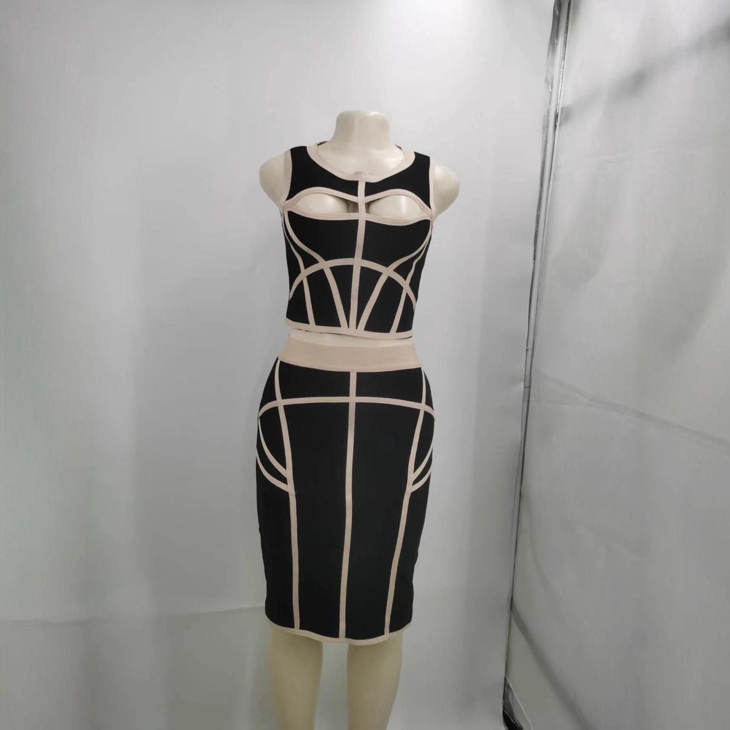Fashion Sexy Sleeveless Thin Shoulder Bandage Suits